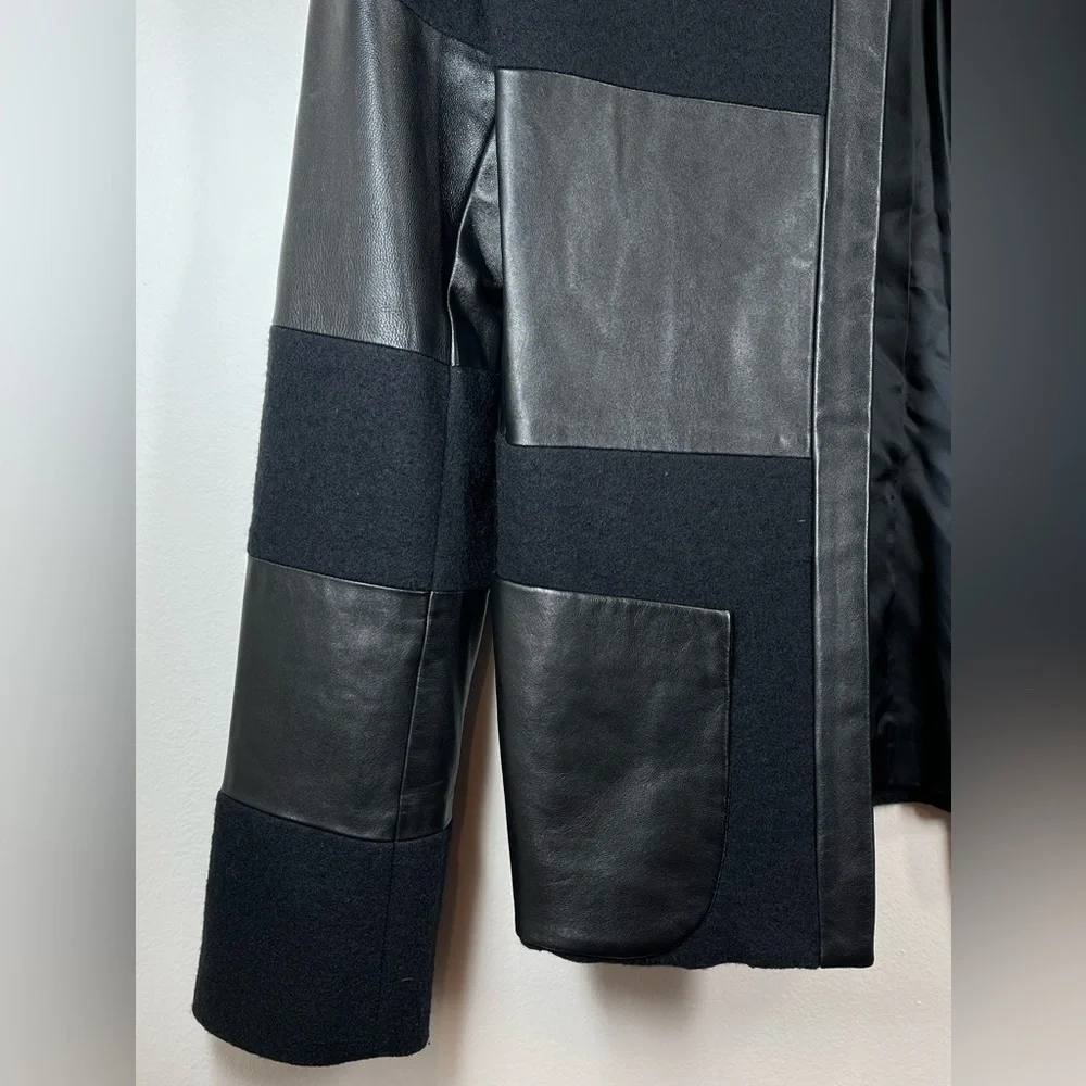 NWOT L’Agence Women’s Harper Leather and Wool Contrast Blazer in‎ Black Size 2